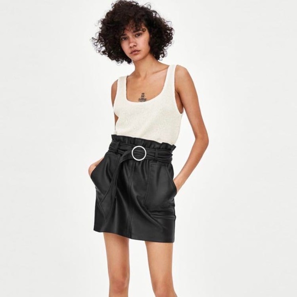 Zara faux Leather skirt - Picture 5 of 5